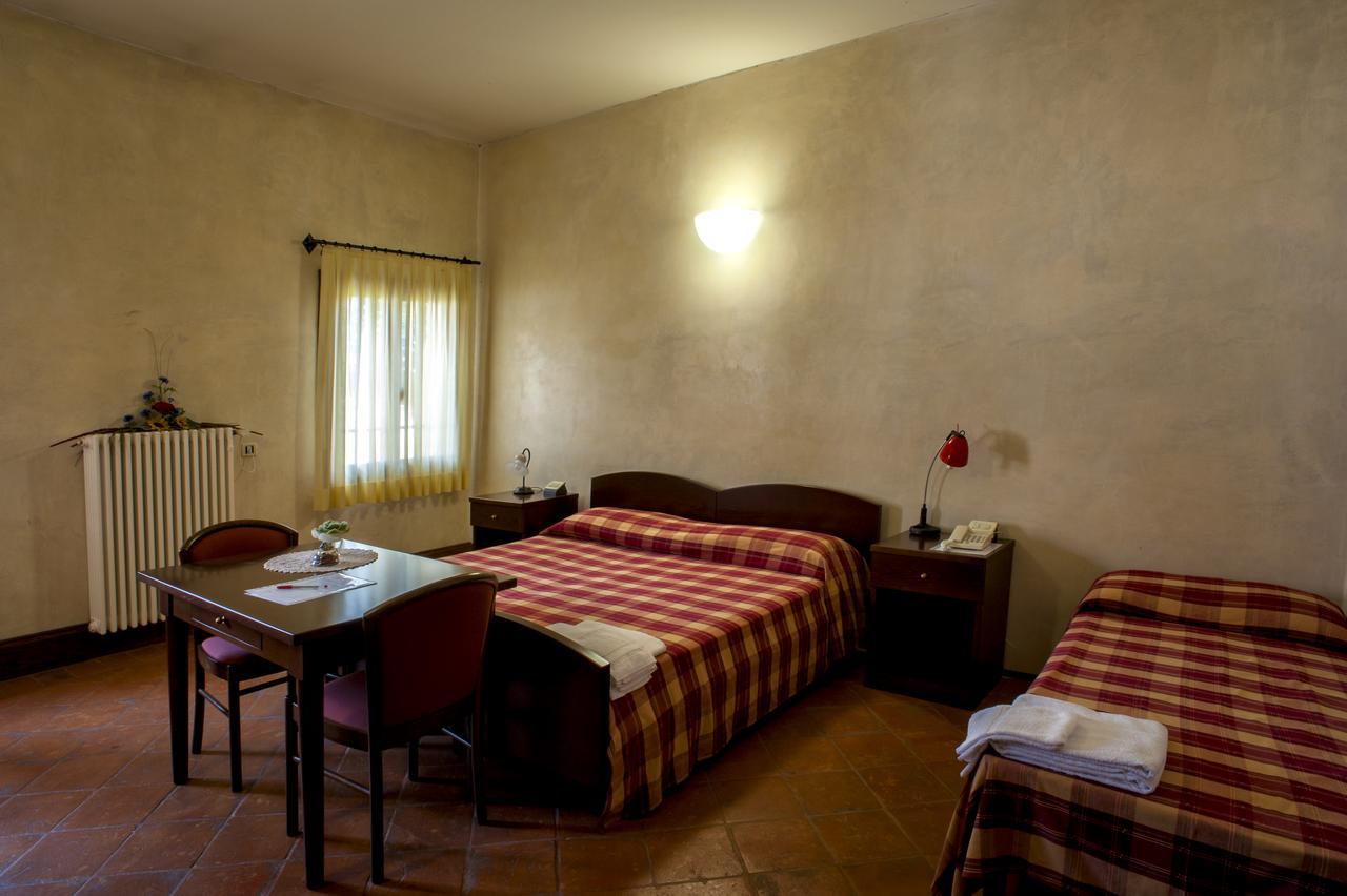 Hotel La Corte Correzzola Екстериор снимка