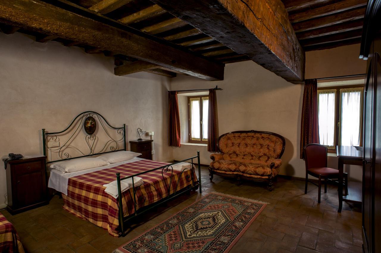 Hotel La Corte Correzzola Екстериор снимка