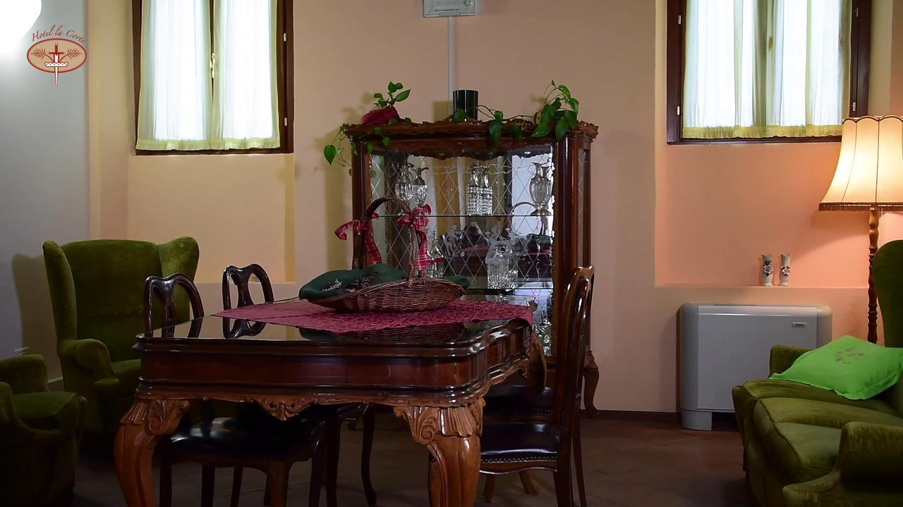 Hotel La Corte Correzzola Екстериор снимка
