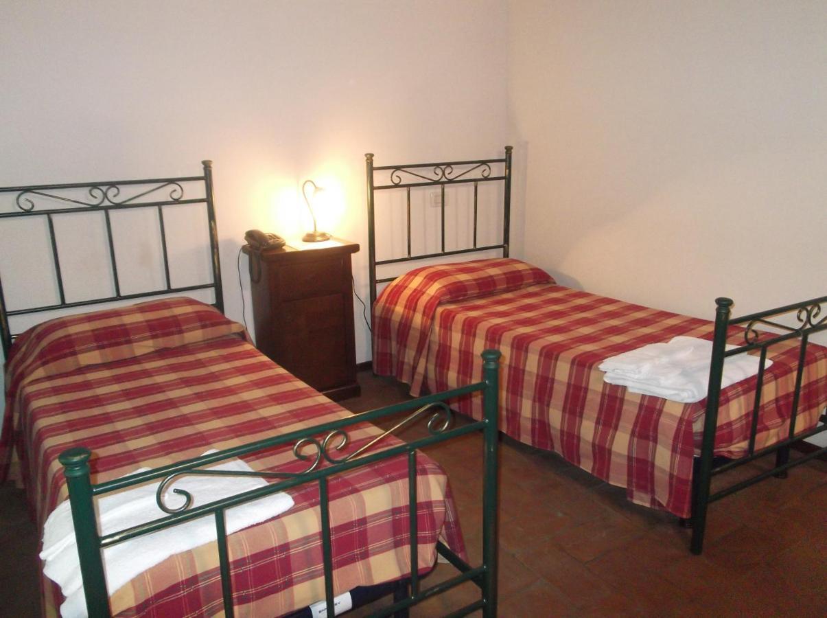 Hotel La Corte Correzzola Стая снимка